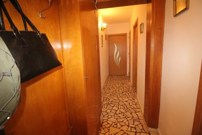 Universitate Inchiriere apartament 3 camere bloc 1980